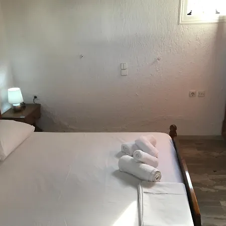 Kimothoe, Ornos, Mykonos * אורנוס